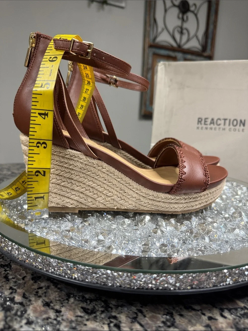 Kenneth Cole Reaction Colton Tan Brown Espadrille Wedge Sandals NEW 7.5